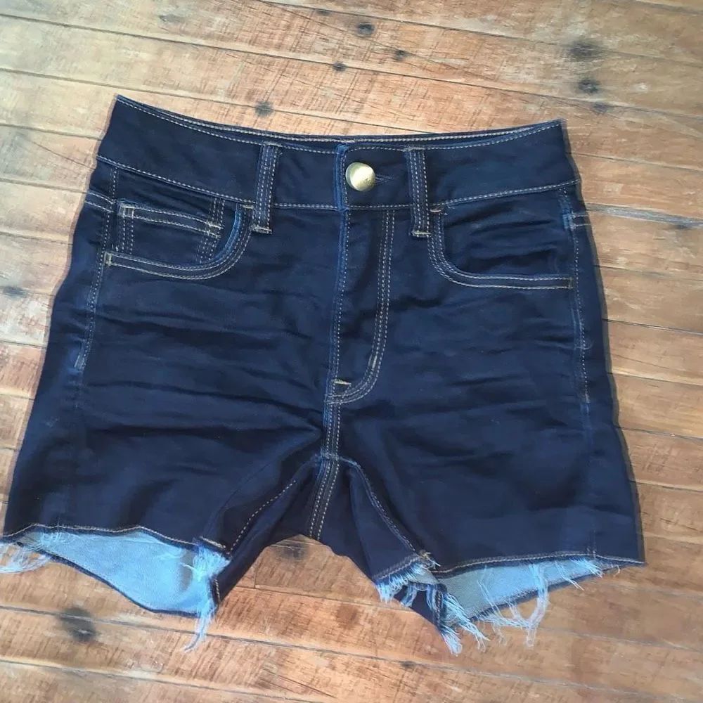American Eagle dark wash cutoff 2 hi-rise shortie shorts